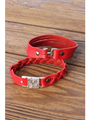 Metal Aksesuarlı Kırmızı Renk Deri Erkek Bileklik Kombin