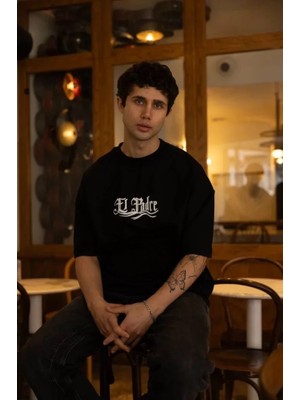 Unisex Bisiklet Yaka Baskılı Oversize T-Shirt - Siyah