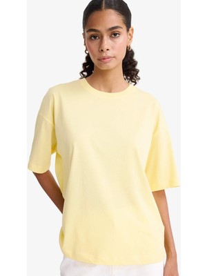 DeFacto Oversize Geniş Kalıp Bisiklet Yaka Basic Düz Penye Kısa Kollu Tişört C0099AX25AU