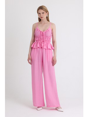 Pembe Fırfırlı Askılı Bluz ve Geniş Paça Pantolon Takımı 5216