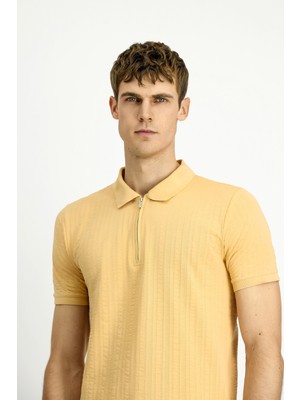 Slim Fit Dar Kesim Pamuk Desenli Fermuarlı Polo Yaka Tişört