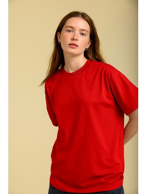 Guaraz Kadın Kırmızı Oversize Bisiklet Yaka %100 Pamuk Düz Basic Yazlık T-Shirt