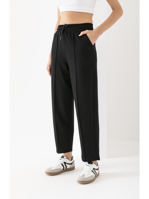Kadın Siyah Yüksek Bel Cepli Modal Kumaş Önü Nervürlü Balon Kalıp Pantolon