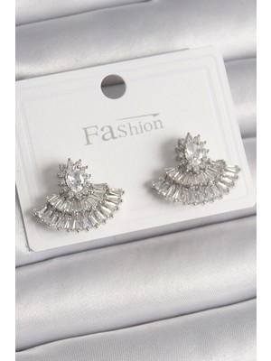 Pirinç Gümüş Renk Zirkon Taşlı Yelpaze Model Kadın Küpe