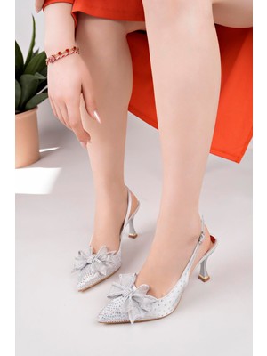 Aymood Fiyonklu Kadın Stiletto Taşlı Sivri Burun Arkası Açık Abiye Topuklu Ayakkabı Gümüş