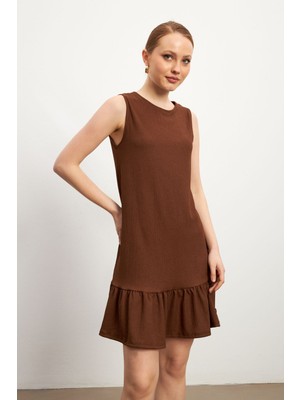 Kadın Kahverengi Bisiklet Yaka Kolsuz Krinkıl Elbise