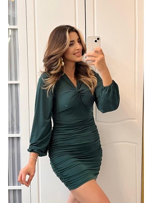 Kadın Uzun Kollu V Yakalı Yanlardan Büzgülü Kısa Sandy Elbise