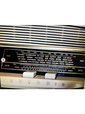 Grundig Type 88 Orjinal Fm’li Antika Lambalı Radyo
