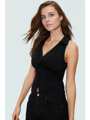 Nefes Alan Örme Bluz Polo Yaka Fitted Yaz Koleksiyonu Rahat ve Şık Günlük Kullanım Için