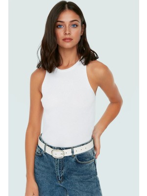 Şık Viskoz Bluz Fitted Bisiklet Yaka Kolsuz Yaz Koleksiyonu Günlük Kullanım Rahat ve