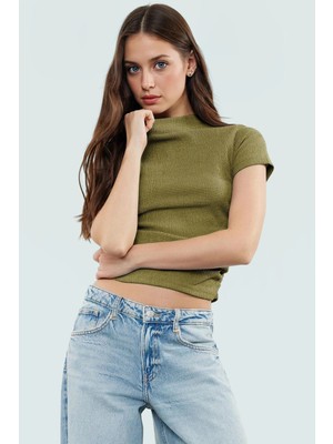 Büzgü Detaylı Rahat Bluz Dik Yaka Kısa Kol Örme Kumaş Trend Tasarım Premium Kalite