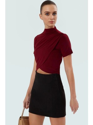 Şık Dik Yaka Crop Bluz Örme Kumaş Kruvaze Yazlık Modern Stil Rahat ve Özel Tasarım