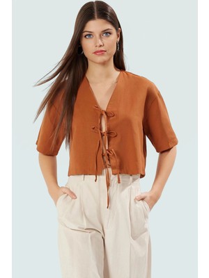 Yazlık Kadın Bluz V Yaka Regular Kalıp Terrycotton Crop Truvakar Kol Premium Kalite