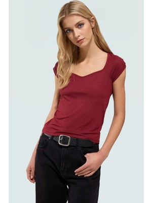 Pamuklu Elastan Bluz Regular Basic Kalıp Rahat Dayanıklı Malzeme Özel Tasarım Konforlu Kesim