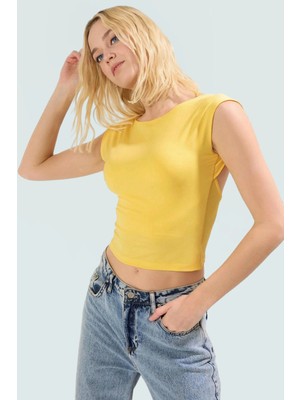 Yazlık Kolsuz Örme Bluz Fitted Kayık Yaka %56 Viskoz Rahat ve Şık Mükemmel Uyum