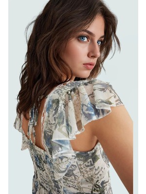 Çok Çiçekli Şifon Bluz V Yaka Fitted Kalıp Yazlık Konforlu Kesim Günlük Kullanım Için