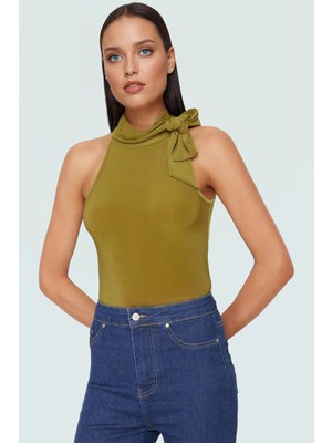 Kadın Yazlık Crop Bluz Dik Yaka Bağlamalı Detay Örme Kumaş Özel Tasarım Kaliteli Işçilik