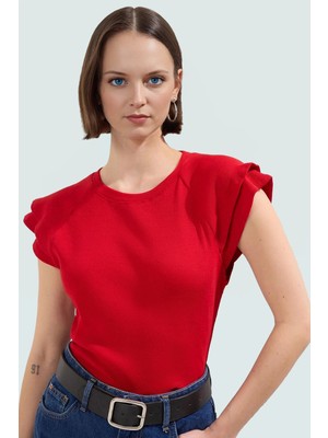 Rahat Pamuklu Bluz Bisiklet Yaka Fitted Kalıp Kısa Kollu Yüksek Kalite Kullanım