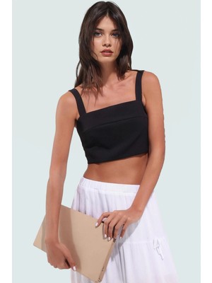 Basic Crop Bluz 87% Polyester 13% Elastan Yazlık Rahat Kaliteli Işçilik Seçkin Malzeme
