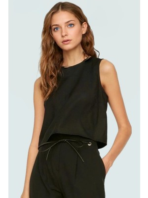 Regular Kalıp Polyester Crop Bluz Bisiklet Yaka Aerobin Dokuma Yazlık Yüksek Kalite