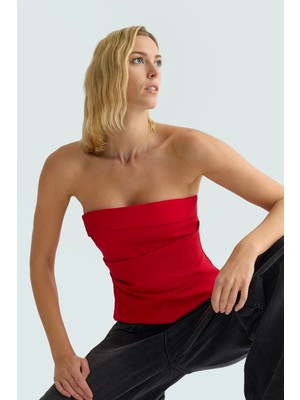 Fitted Kolsuz Bluz Nefes Alan Dokuma Kumaştan Şık Bir Seçim Konforlu Kesim Premium Kalite