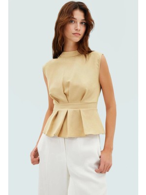 Rahat Kolsuz Bluz Yazlık Dokuma Polyester Karışımlı Trend Tasarım Seçkin Malzeme