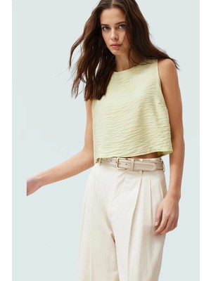 Bisiklet Yaka Kolsuz Crop Bluz 100 Polyester Aerobin Dokuma Yazlık Günlük Şık Görünüm Modern Stil