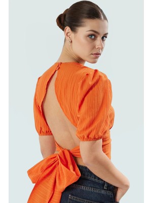 Şık Crop Bluz Bisiklet Yaka Kısa Kol Dokuma Kumaş Mükemmel Uyum Kaliteli Işçilik