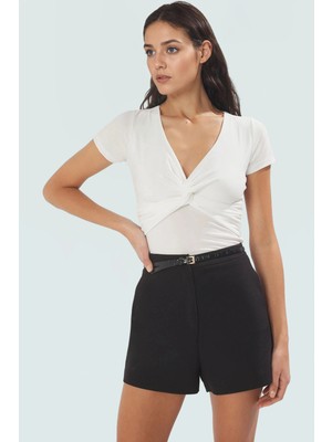 Yazlık Örme Bluz Düğüm Detay V Yaka Fitted Kalıp Rahat Kullanım Premium Kalite