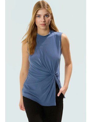 71% Modal 29% Polyester Bluz Dik Yaka Asimetrik Kolsuz Tasarım Kaliteli Işçilik Uzun Ömürlü