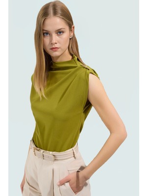 Aksesuar Detaylı Örme Bluz Fitted Kalıp Kısa Kol Casual Uzun Ömürlü Rahat Kullanım