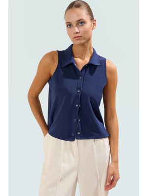 Regular Kalıp Kolsuz Bluz %96 Polyester %4 Elastan Polo Yaka Rahat Yazlık Zarifane Tasarım