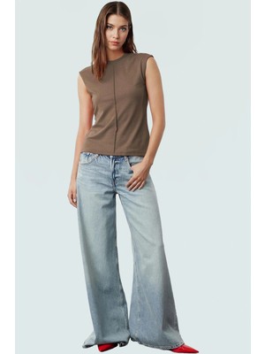 Rahat Yazlık Bluz Viskoz Ribana Bisiklet Yaka Vücuda Oturan Kalıp Şık Görünüm