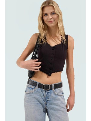 Yazlık Pamuklu Crop Bluz Renk Havuz Yaka Fitted Vücut Hatlı Premium Kalite Mükemmel Uyum