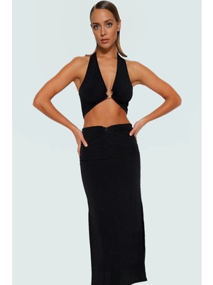 Şık V Yaka Fitted Örme Bluz Etek Plaj Takımı Görünüm Modern Stil Premium Kalite