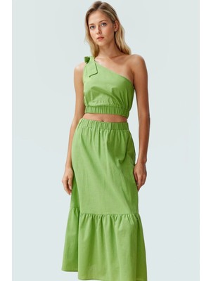 Yazlık Kadın Şık Tek Omuz Bluz Etek Takımı Pamuk Regular Kalıp Seçkin Malzeme Rahat ve