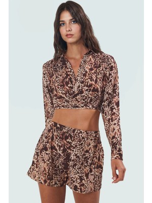 Şık Yılan Desenli Viskoz Kisa Gömlek ve Şort Takım Yazlık Plaj Kombin Yüksek Kalite Konforlu Kesim