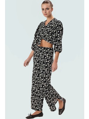 Çiçekli V Yaka Balon Kol Bluz Pantolon Takım Rahat Günlük Stil Özenle Seçilmiş Uzun Ömürlü