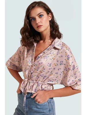 Kadın Pudra Çiçekli Saten Bluz Düğmeli Crop Kalıp Günlük Zarifane Tasarım Seçkin Malzeme