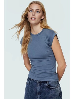 Kadın Viskoz Ribana Fitted Bluz Günlük Yazlık Rahat Kesim Özel Tasarım Seçkin Malzeme