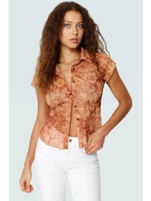 Şık Çiçek Desenli Tül Bluz Rahat Vücut Oturan Kısa Kollu Polyester Örme Günlük Kullanım Için