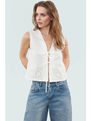 Yazlık Pamuklu Bağcıklı Bluz Rahat Kesim Günlük Stil Premium Kalite Mükemmel Uyum