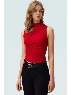 Vücuda Oturan Kolsuz Örme Bluz Dik Yaka Yazlık Rahat ve Şık Özel Tasarım