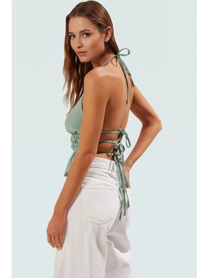 Kadın Dokuma Fitted Bluz Boyundan Bağlamalı Kolsuz Yazlık Premium Kalite Zarifane Tasarım