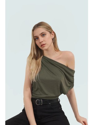 Modal Örme Bluz Asimetrik Yaka Fitted Kalıp Rahat Günlük Stil Dayanıklı Malzeme