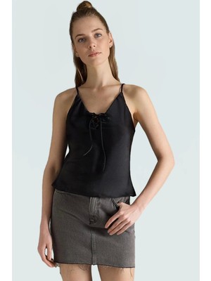 Kadın Saten Askılı Bağcıklı Bluz Rahat Yazlık Günlük Tarz Mükemmel Uyum Şık Görünüm