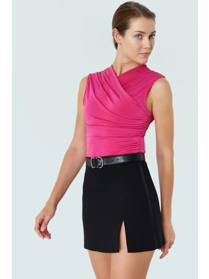 Vücuda Oturan Kolsuz Bluz Esnek Örme Büzgü Detaylı Yazlık Rahat Kullanım