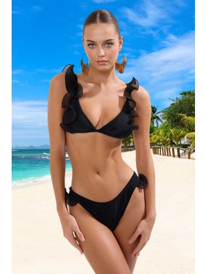 Üçgen Fırfırlı Bikini Takımı Şık Detaylı Ergonomik Kesim Yüksek Konfor