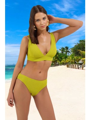 Üçgen Bikini Takımı Özel Tasarım Yaz Koleksiyonu Plaj ve Havuz Için Esnek Kumaş