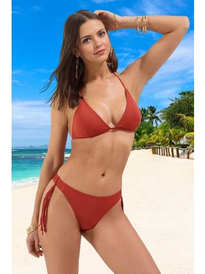 Üçgen Desenli Bikini Takımı Özel Tasarım Klora Dayanıklı Ergonomik Kesim Hızlı Kuruyan